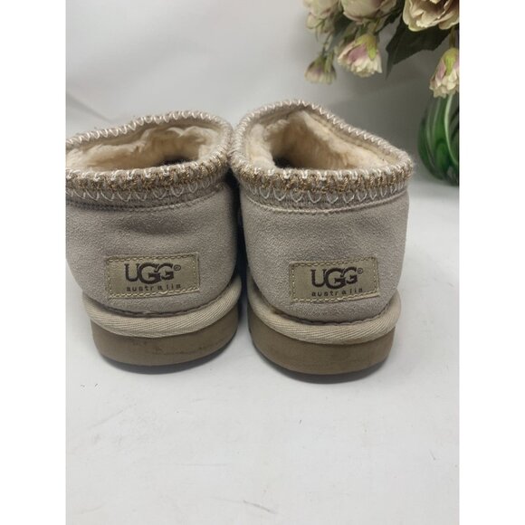 UGG Slide on Slippers Sand Suede Women's Size US8 - Picture 3 of 8